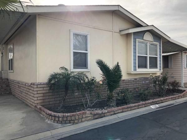 200 West San Bernardino Ave Rialto, CA 92376